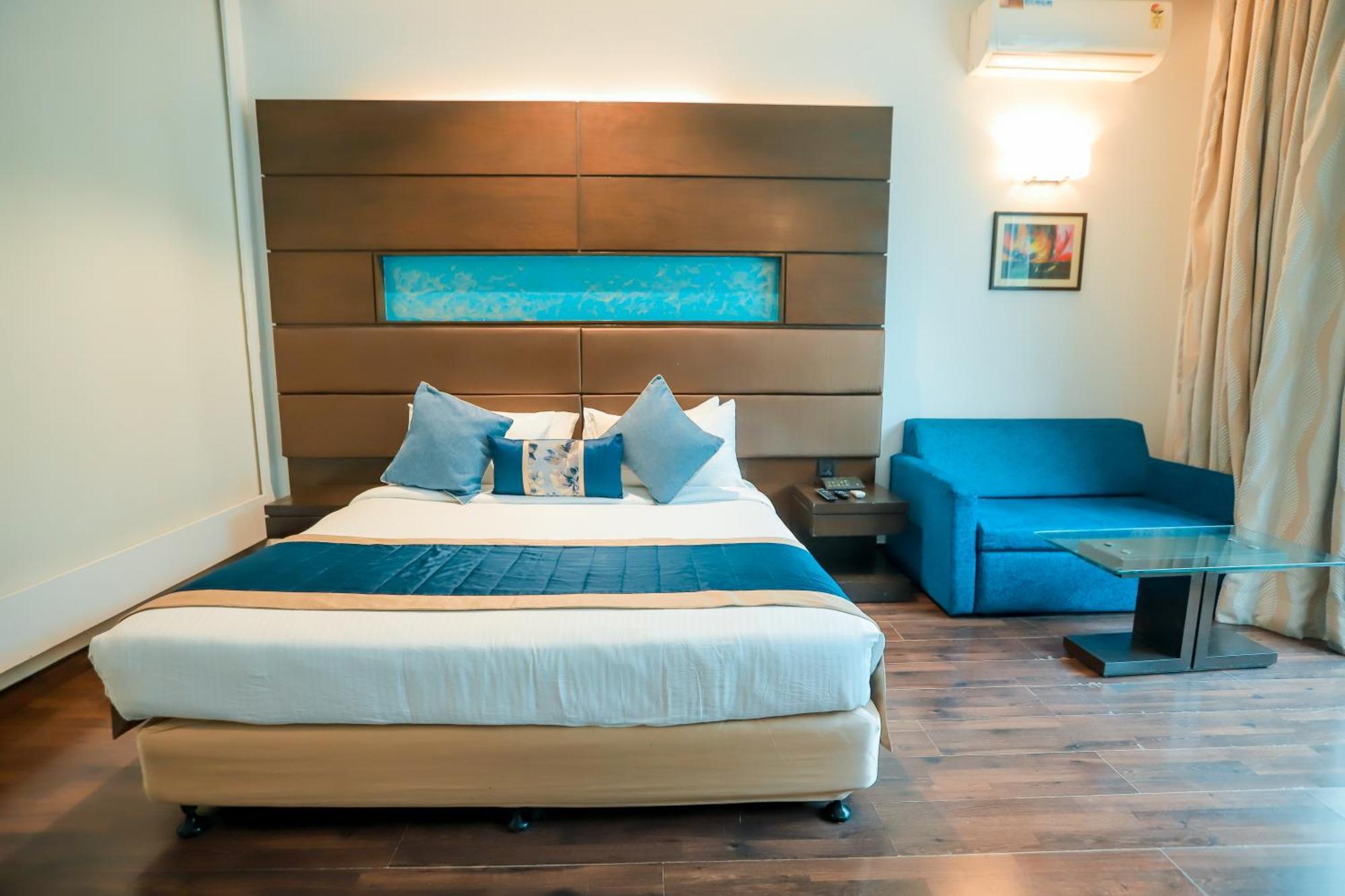Bel-La Monde Hotel Chhattarpur South Delhi New Delhi Exterior photo