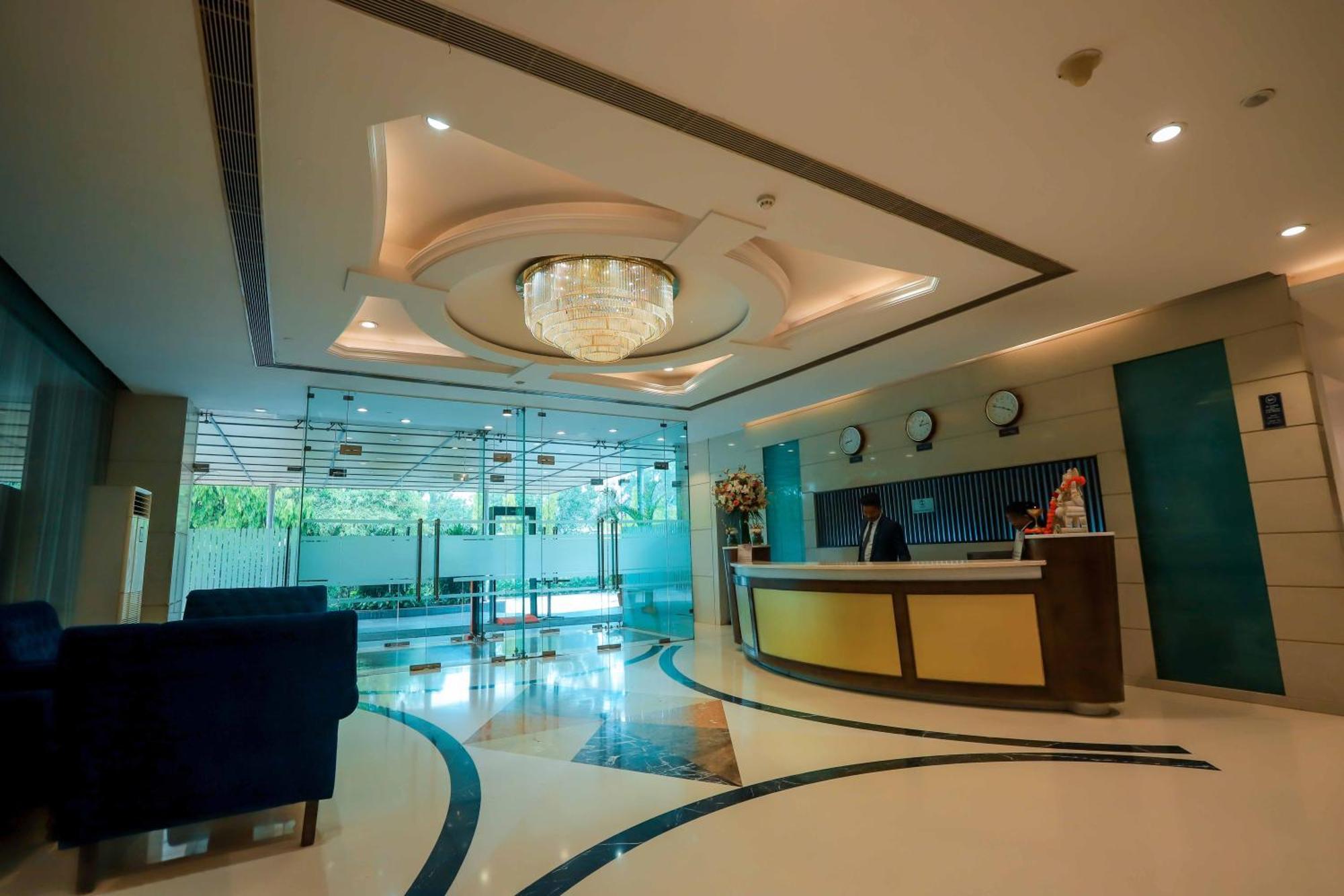 Bel-La Monde Hotel Chhattarpur South Delhi New Delhi Exterior photo