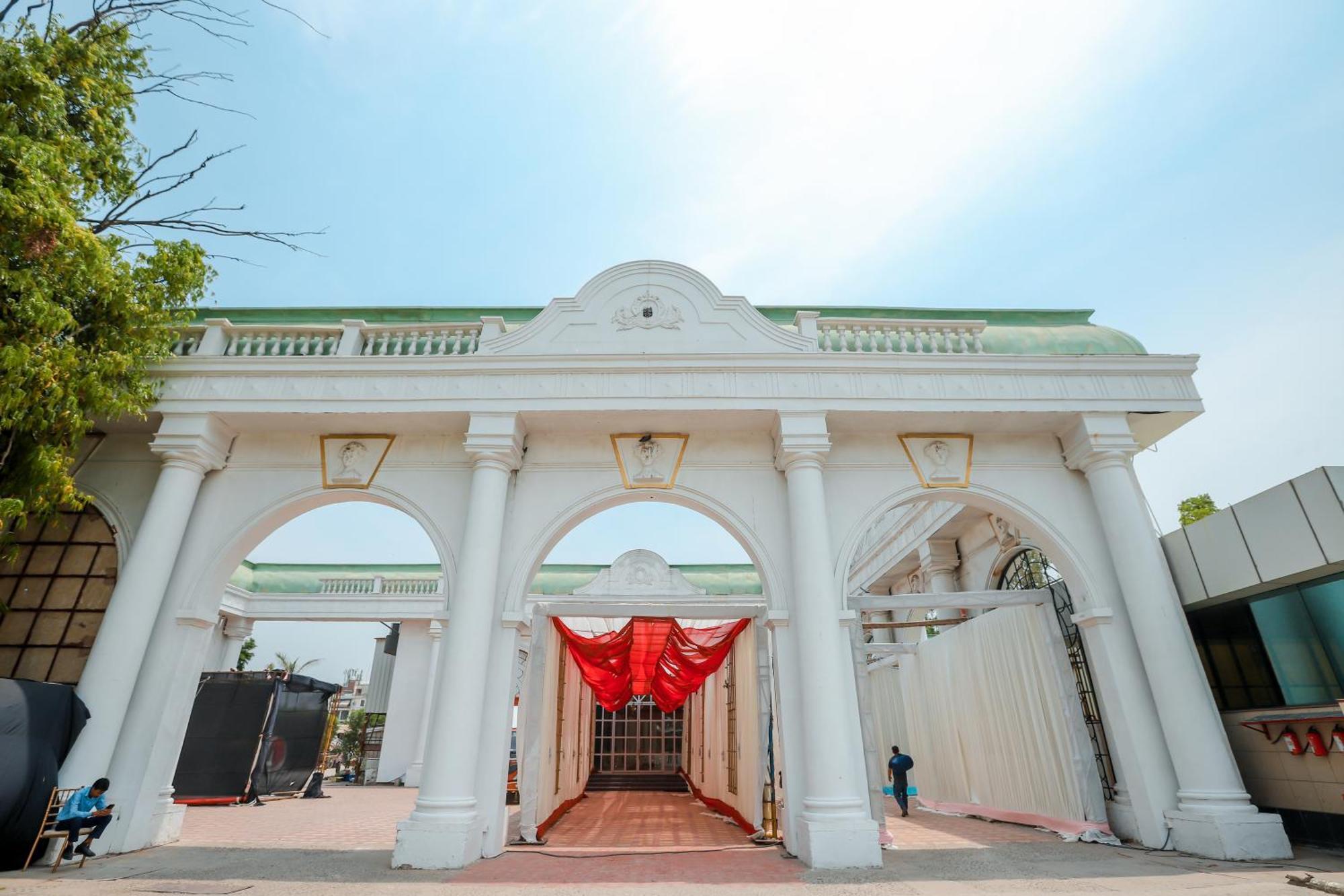 Bel-La Monde Hotel Chhattarpur South Delhi New Delhi Exterior photo