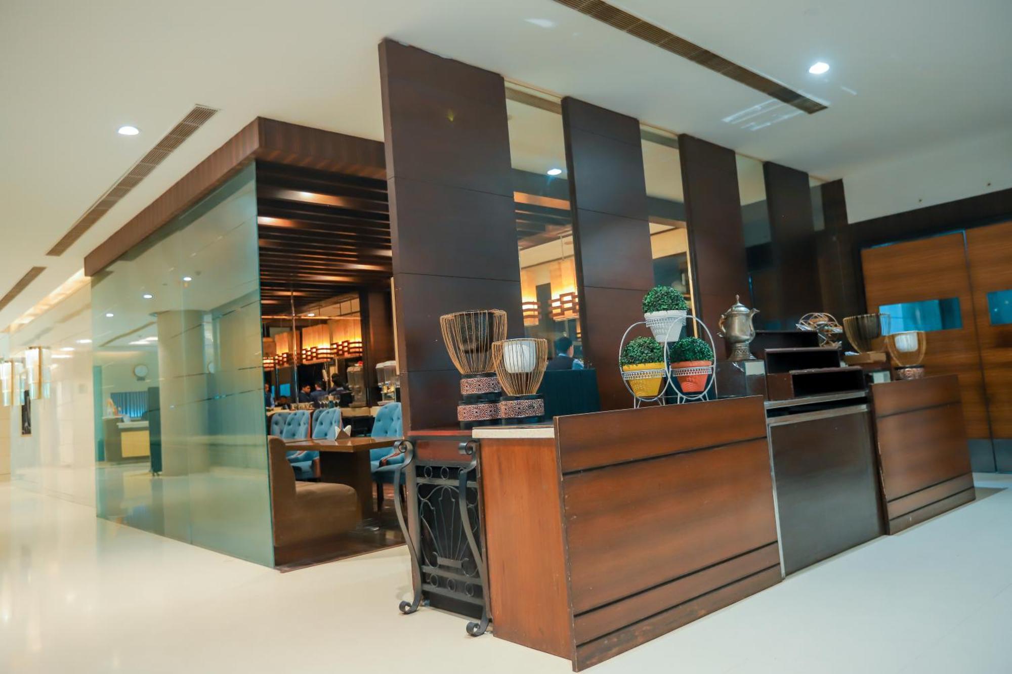 Bel-La Monde Hotel Chhattarpur South Delhi New Delhi Exterior photo