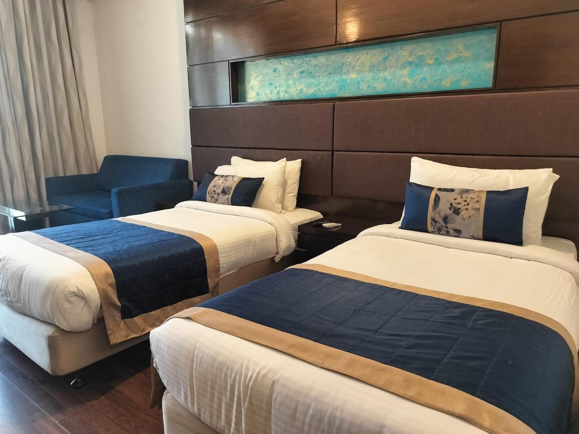 Bel-La Monde Hotel Chhattarpur South Delhi New Delhi Exterior photo