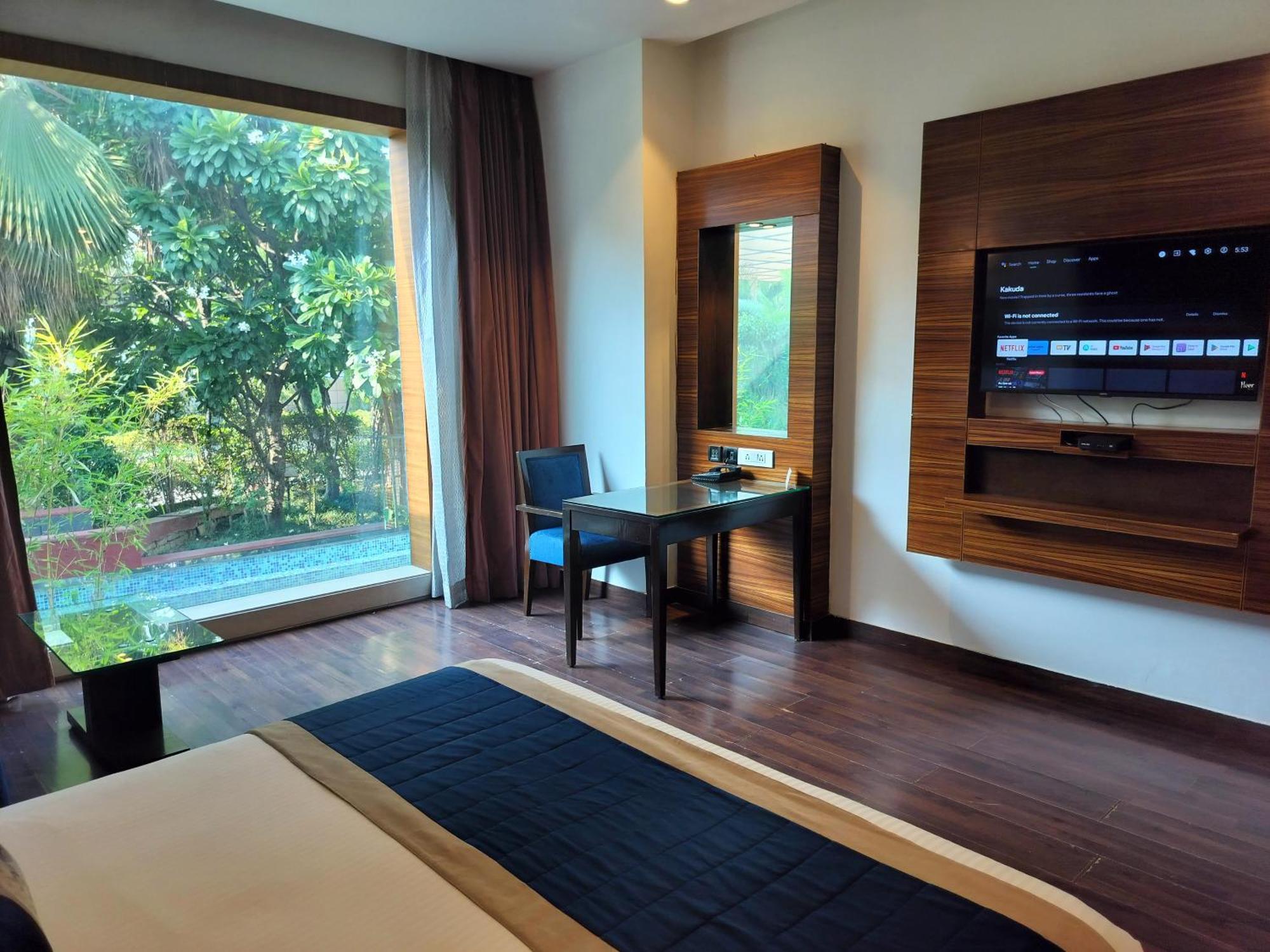 Bel-La Monde Hotel Chhattarpur South Delhi New Delhi Exterior photo